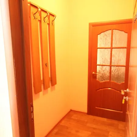 Center On Korolya Hotel *